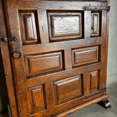 17th Century Spanish Oak And Poplar Armario Cupboard