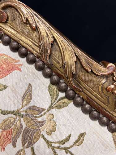 18th Century French Regence Giltwood Marquise Chair
